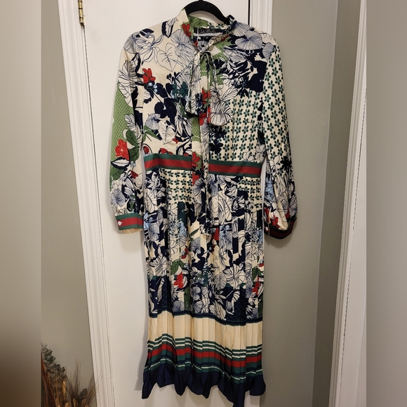 Dalia Macphee Tie Neck Printed Midi Dress Size Medium - Picture 4 of 16